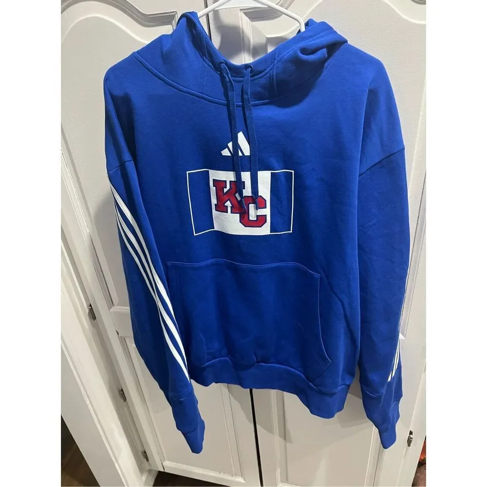 ADIDAS KANSAS JAYHAWKS MENS KU BLUE FLEECE KC FLAG LONG SLEEVE HOODIE M NWOT